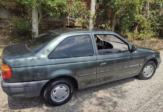 VOLKSWAGEN LOGUS 1.8 CL 8V ÁLCOOL 2P MANUAL